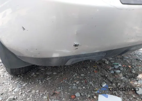 2010 Nissan Rogue S z USA, uszkodzony, nr VIN JN8AS5MV3AW134800